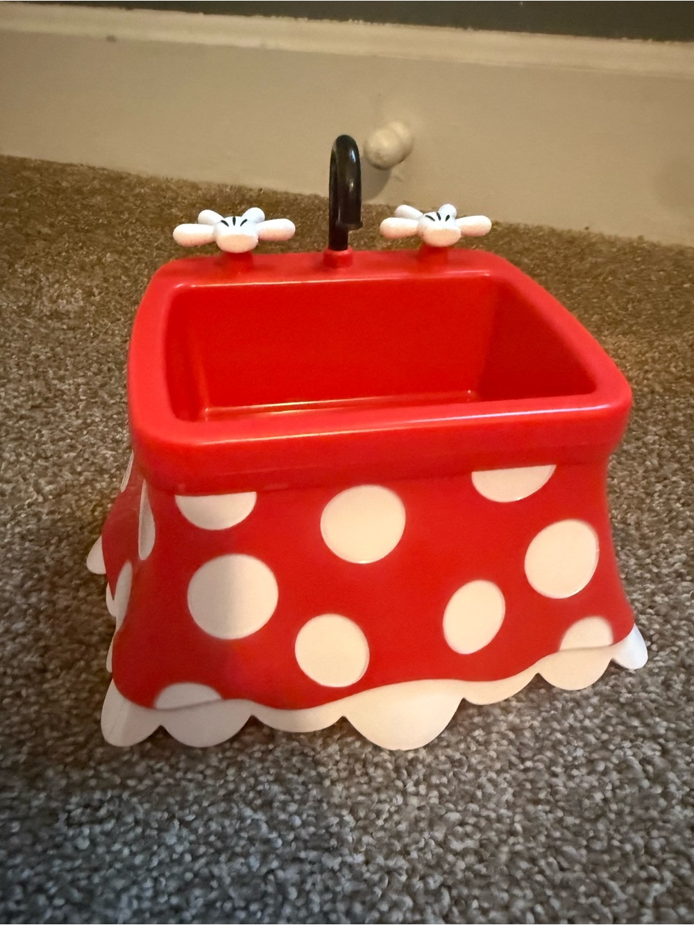 Disney Parks Minnie Mouse Kitchen Sink Ice Cream Sundae Dessert Souvenir Bowl